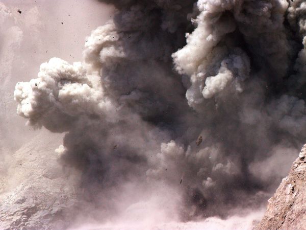 Volcanic Odysseys - Indonesia: Islands Of Fire