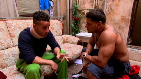 Jersey Shore - La primera bomba, flexiones y crema hidratante