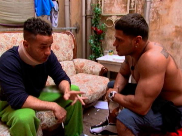 Jersey Shore - La primera bomba, flexiones y crema hidratante