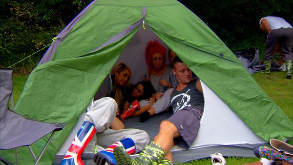 Geordie Shore - The Girls Try Comedy