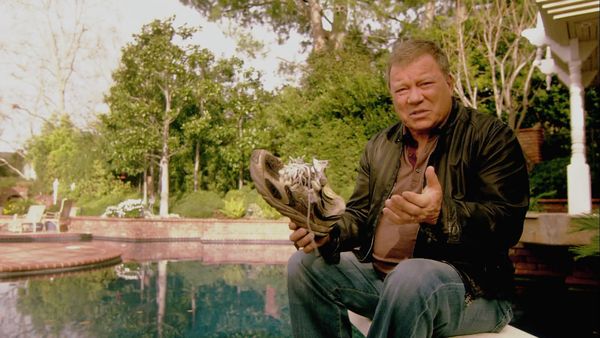Weird Or What? With William Shatner - Falling Man, Space Rocks, Missing Feet