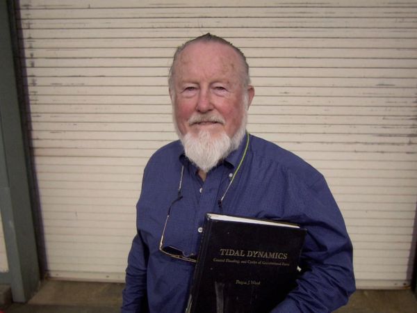 Weird Or What? With William Shatner - Sea Lions, Voynich Manuscript, Cocaine Mummies