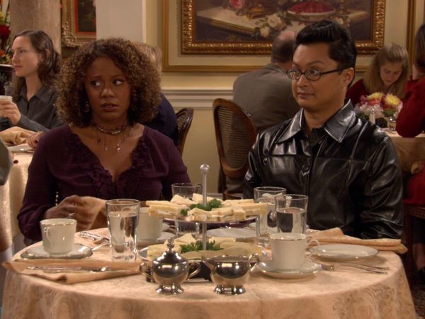 Half & Half - THe Big No-So Loyal Family Episode