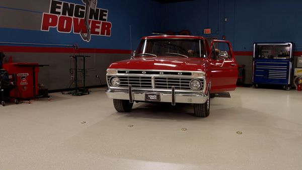 Truck Tech (LAS) - El '74 Ford F100 va al Dyno para una línea de base