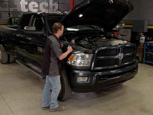 Truck Tech (LAS) - La Ram 1 Tonelada recibe una configuración de turbo más grande.