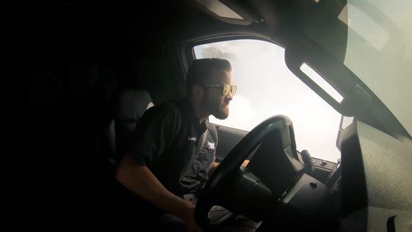 Truck Tech (LAS) - ¿Quién gana la prueba Dyno? V10 SRT10 versus Twin-Turbo V6 F150