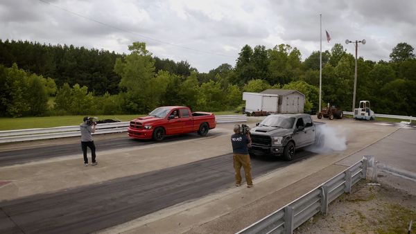 Truck Tech (LAS) - ¿Quién será el ganador? Ram SRT-10 versus F150 EcoBoost