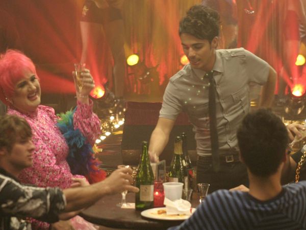 Degrassi : La Nouvelle Génération - De l'argent à tout prix