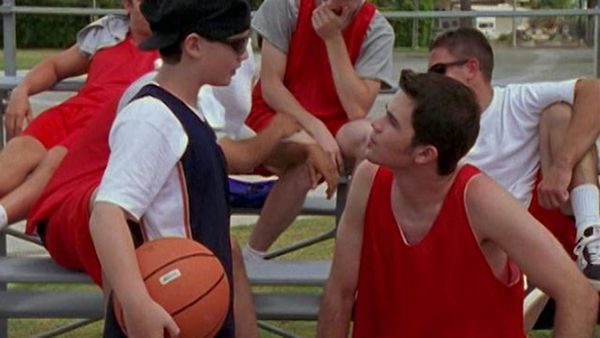Las 100 pruebas de Eddie McDowd - Amor de adolescente