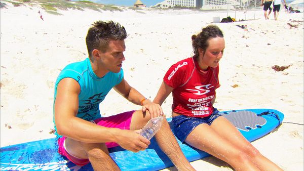 Geordie Shore - Vicky And Holly's Task