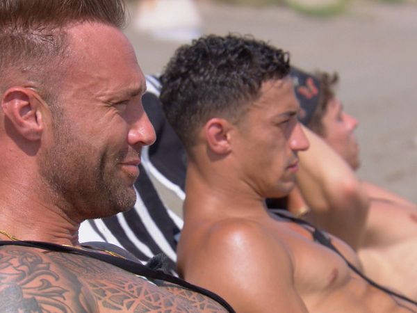 Celebrity Ex on the Beach - Love at First Sight