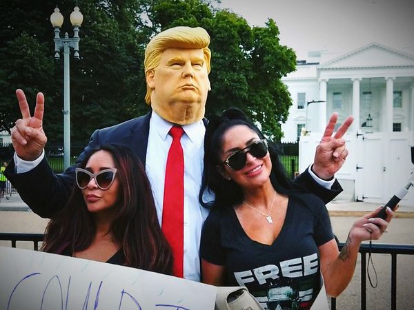 Jersey Shore Family Vacation - Snooki Goes to Washington Part 2