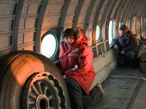 Pilotos del Ártico - Puente aéreo