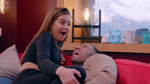 Ex On The Beach: Peak of Love - SOS, Save Our Singles