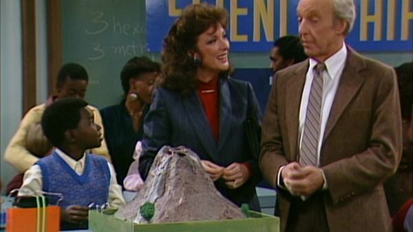 Arnold: Minha Família é uma bagunça - Mãe de Arnold e Lisa