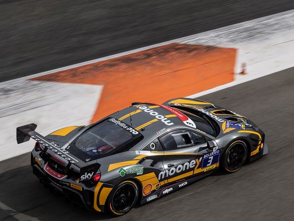 Ferrari Challenge Europe: Highlights - Ferrari Challenge - Valencia