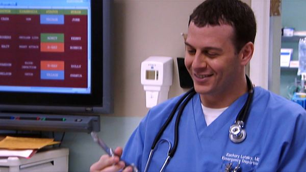Untold Stories of the ER - A Shot In The Dark
