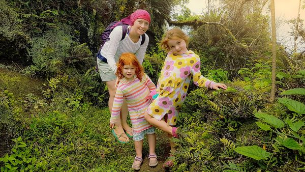 My Family and The Galapagos - Episode 1
