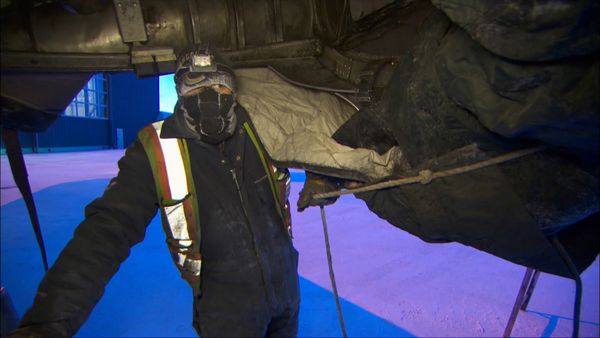 Ice Pilots NWT - Power Crash