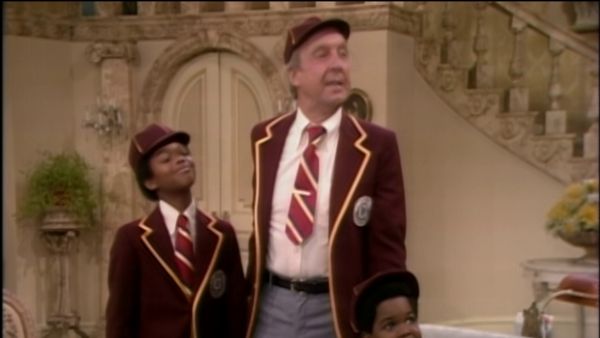 Arnold: Minha Família é uma bagunça - Escola Preparatória