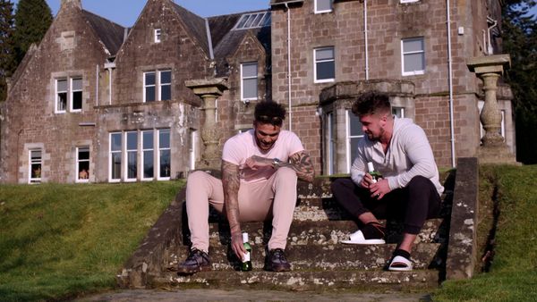 Undercover Twins - Episode 2