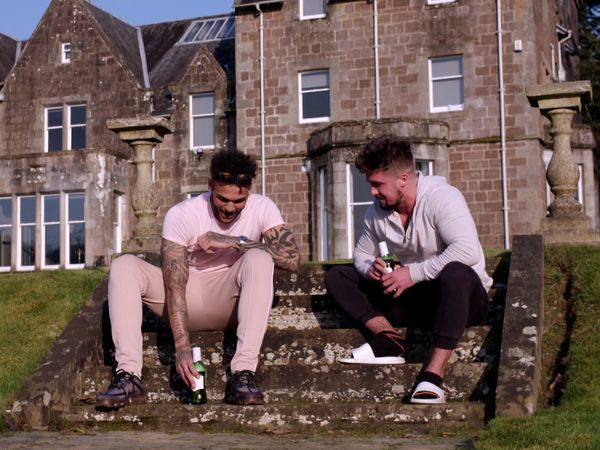 Undercover Twins - Episode 2