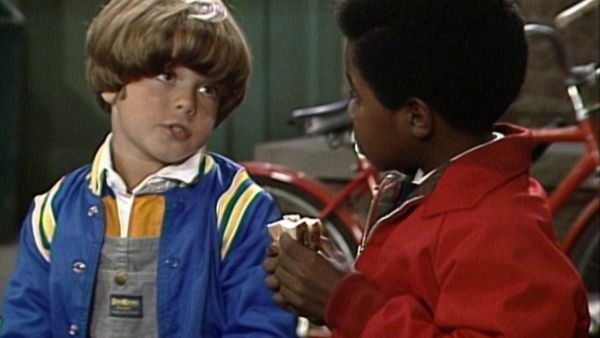 Arnold: Minha Família é uma bagunça - Grande irmão