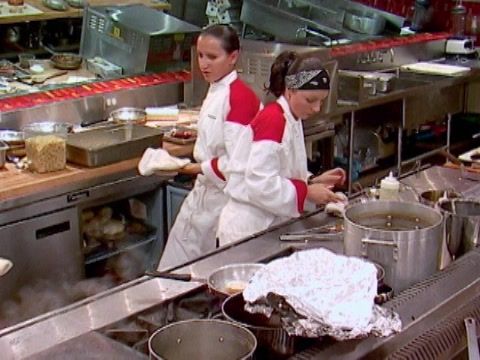 Hell's Kitchen Censored - 10 Chefs Compete