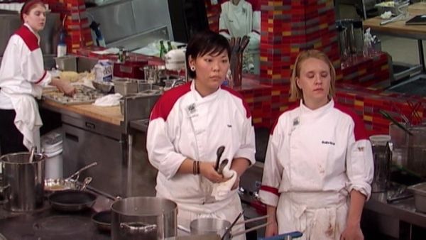 Hell's Kitchen Censored - 16 Chefs Compete