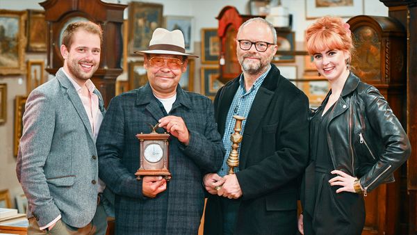 Celebrity Antiques Road Trip - Craig Charles and Robert Llewellyn