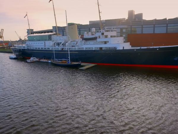 Great British Royal Ships - Her Majesty's Yacht Britannia