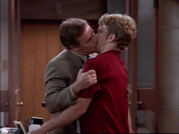 Newsradio - President