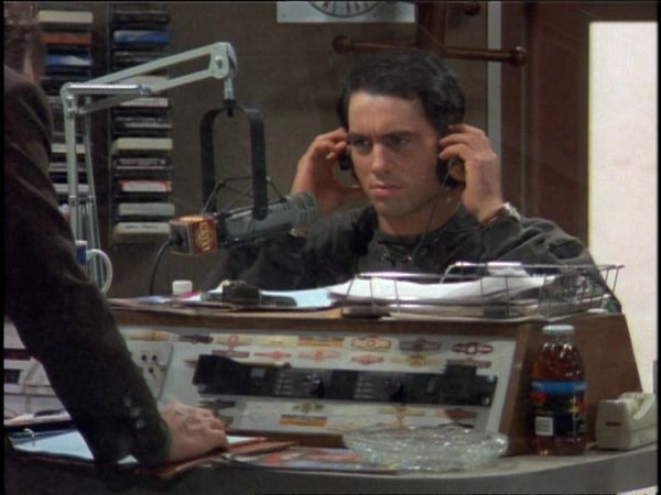 Newsradio - Houses Of The Holy