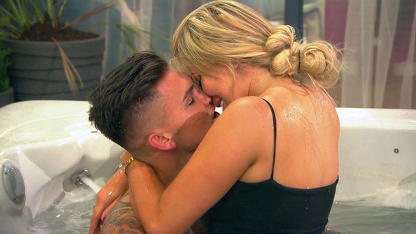 Geordie Shore - Chicken Shop Date