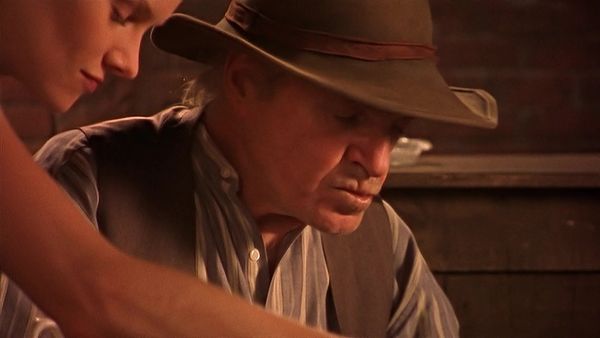 Relic Hunter - Flag Day