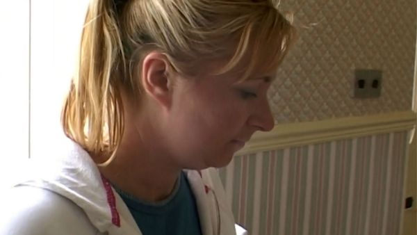 Wife Swap UK - Lizzy and Emma