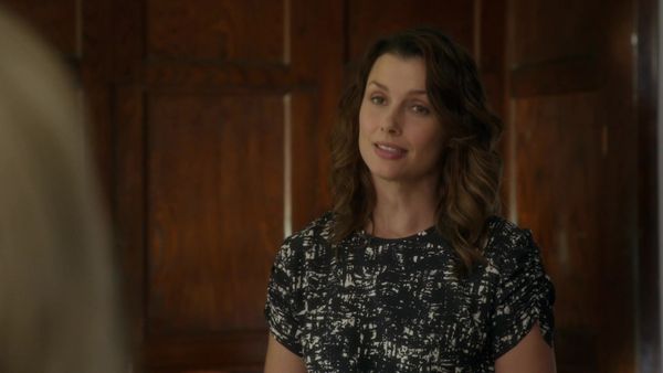 Blue Bloods - Loose Lips