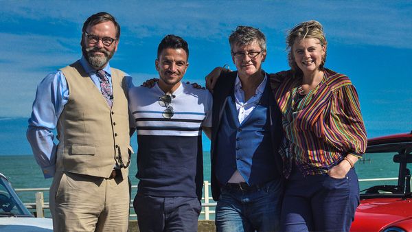 Celebrity Antiques Road Trip - Peter Andre and Joe Pasquale