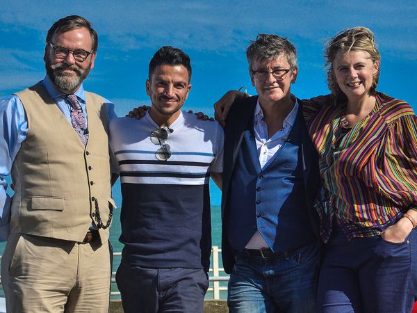 Celebrity Antiques Road Trip - Peter Andre and Joe Pasquale