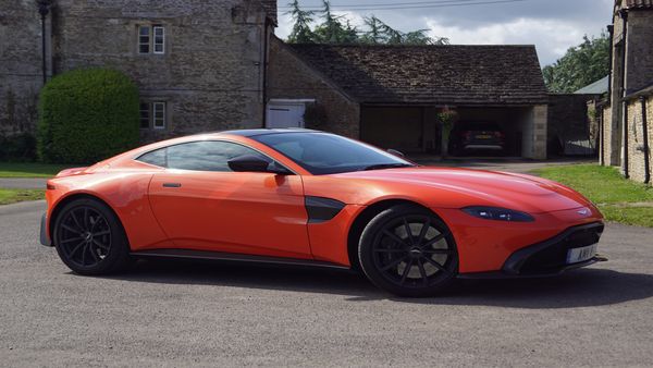 Dreamcars - Aston Martin V8 Vantage