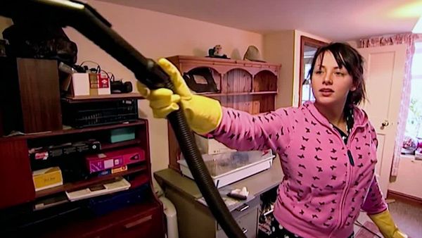 Wife Swap UK - Michele Buncle and Louise Sage