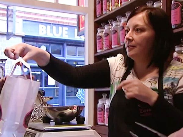 Wife Swap UK - Emma Payne and Sam Zendel-Ellis