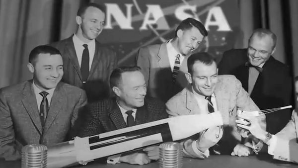 NASA: A Journey Through Space - Shooting for the Moon