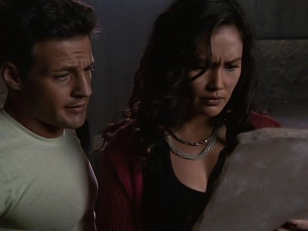 Relic Hunter - Mr. Right