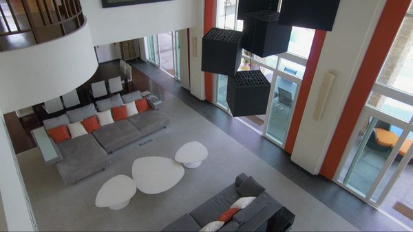 Top Million Dollar Agent - Nice Family Home (Part 1)