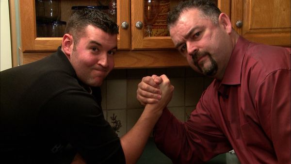 Dinner Party Wars - S02 E11 - A Bird in the Hand