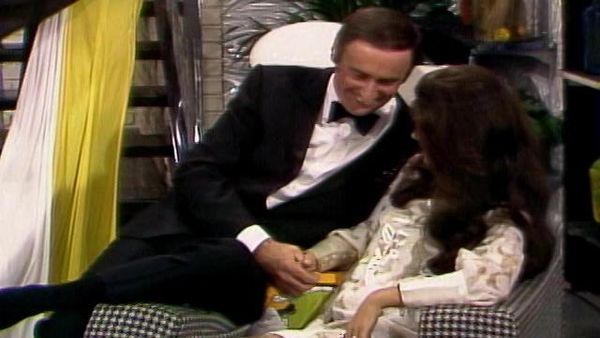 Rowan & Martin's Laugh-In - Rowan & Martin's Laugh-In: S3 E13