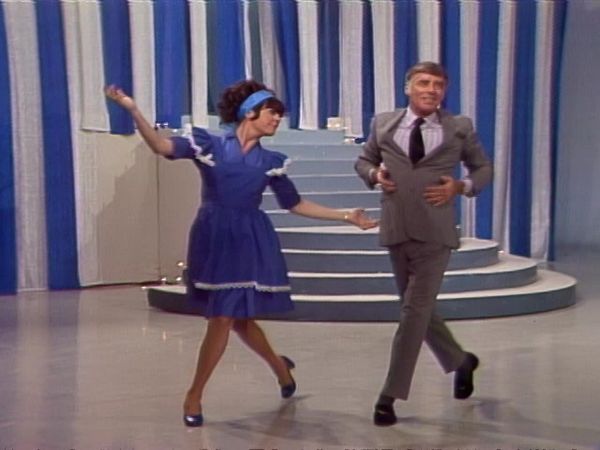 Rowan & Martin's Laugh-In - Rowan & Martin's Laugh-In: S3 E18