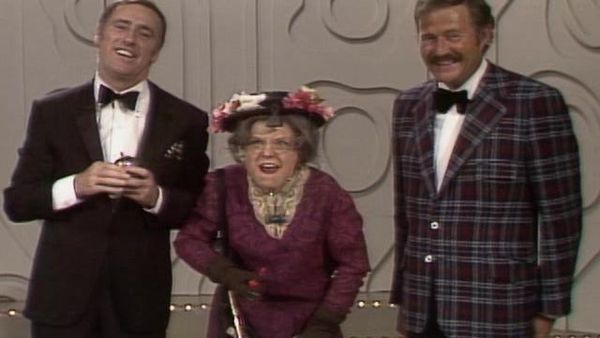 Rowan & Martin's Laugh-In - Rowan & Martin's Laugh-In: S3 E21