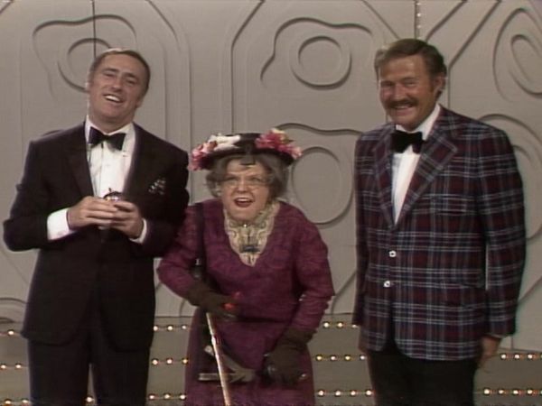 Rowan & Martin's Laugh-In - Rowan & Martin's Laugh-In: S3 E21